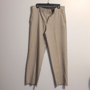 Dockers mens straight pants 32 x 30 khaki color